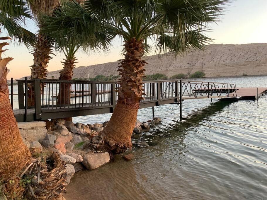 #2 Bedroom Cozy Suite, 1 Min Walk To The # Appartement Bullhead City